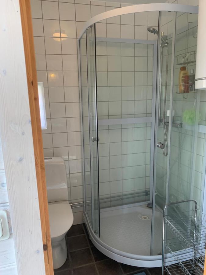 Egen Gäststuga med sjöutsikt Villa Mansarp Exteriör bild