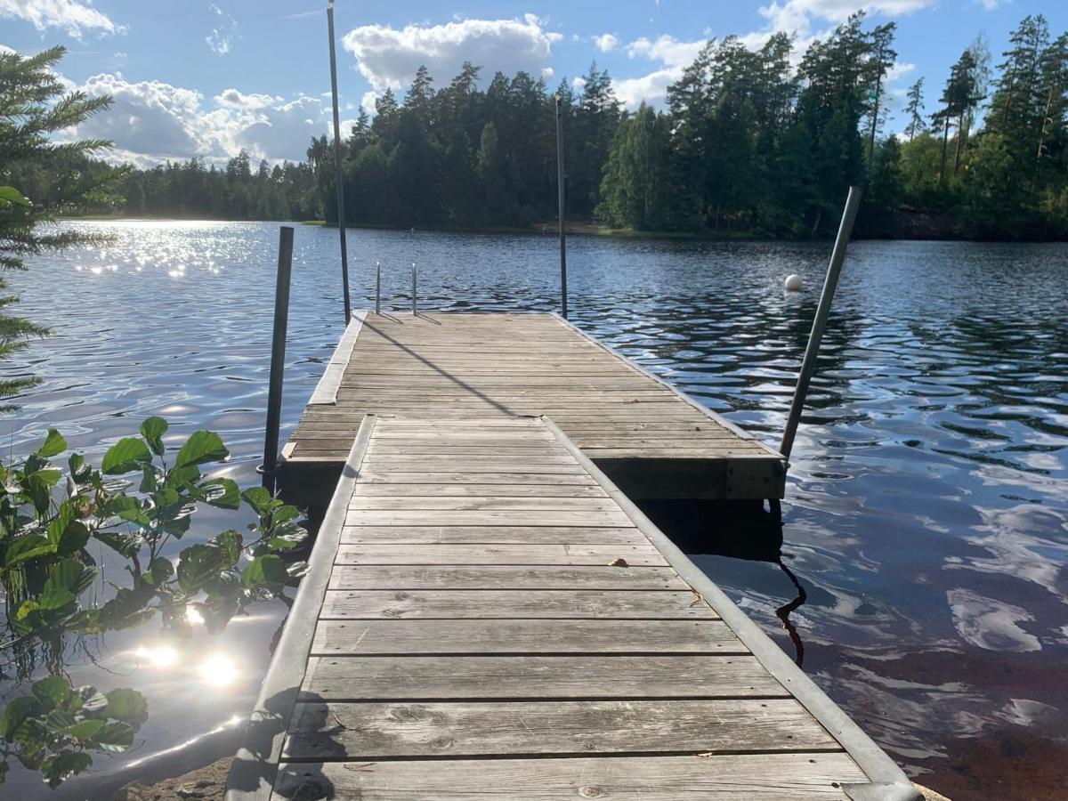 Egen Gäststuga med sjöutsikt Villa Mansarp Exteriör bild