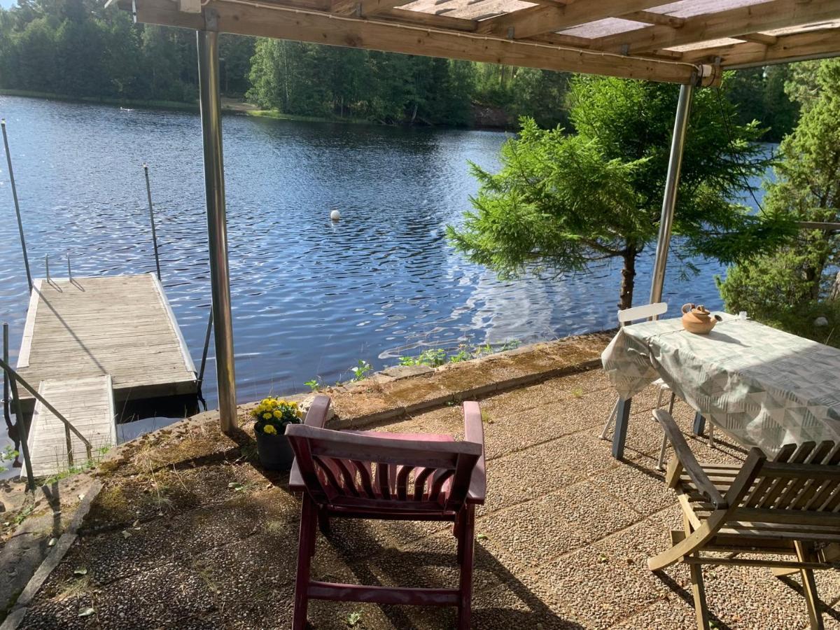 Egen Gäststuga med sjöutsikt Villa Mansarp Exteriör bild