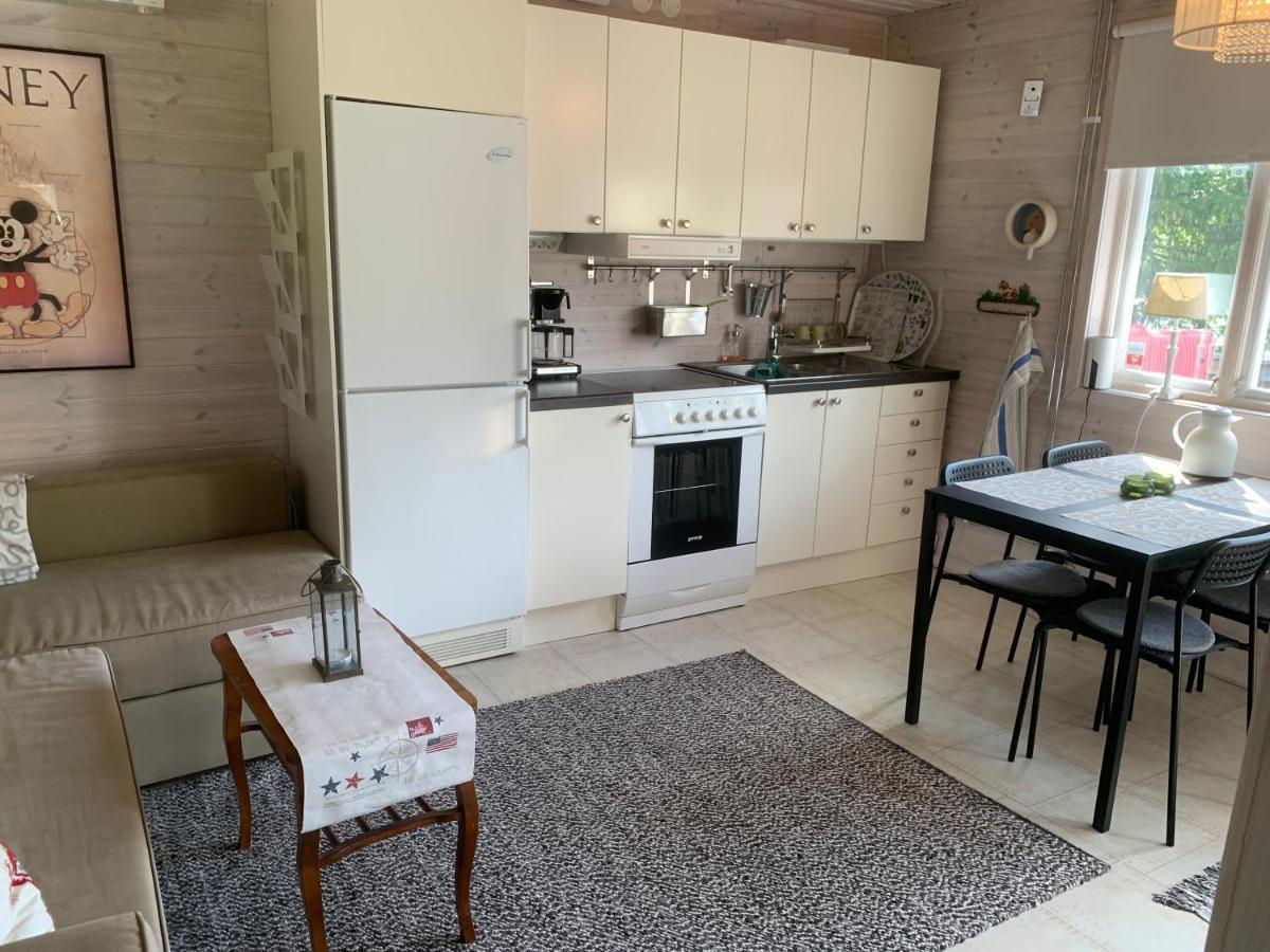 Egen Gäststuga med sjöutsikt Villa Mansarp Exteriör bild